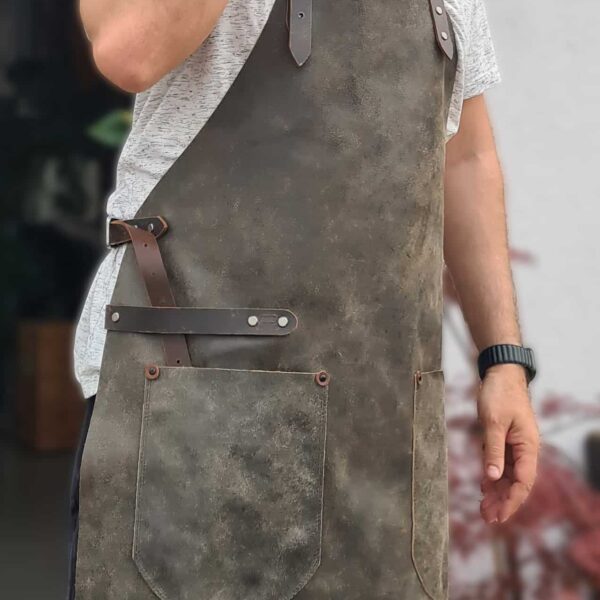Nahhaufnahme einer Grillschürze von Hepco aus Marbach an Neckar nahe Stuttgart.