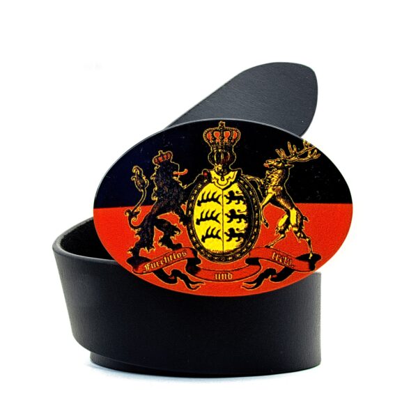 Ein festlicher Gürtel der Marke Hepco, der schwarze Gürtelstreiffen ist 4cm breit und besitzt eine Emaille-Schnalle, die das Wappen Württembergs zeigt.